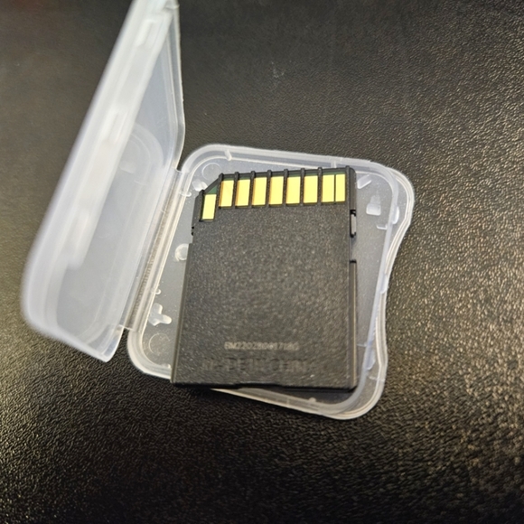 *NEW* SanDisk Extreme Pro 32GB SDHC UHS-I Card - Picture 3 of 3